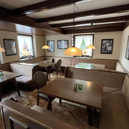 Weisses Roessl Am מלון