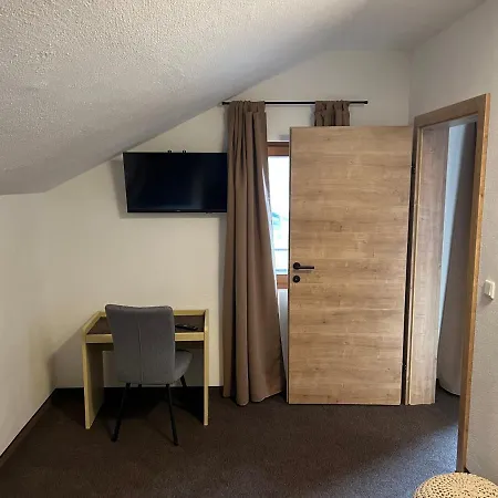 Weisses Roessl Am 3* תיירזה